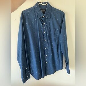 American eagle shirt. Size small. Navy.